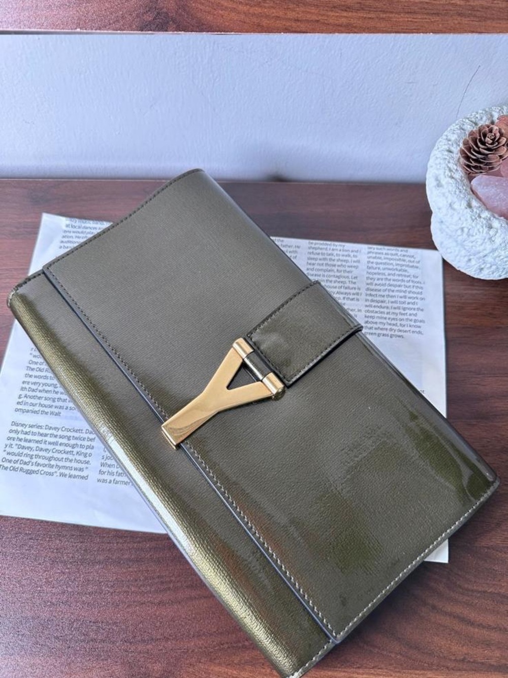Saint Laurent Chyc patent leather wallet - Picture 2 of 9